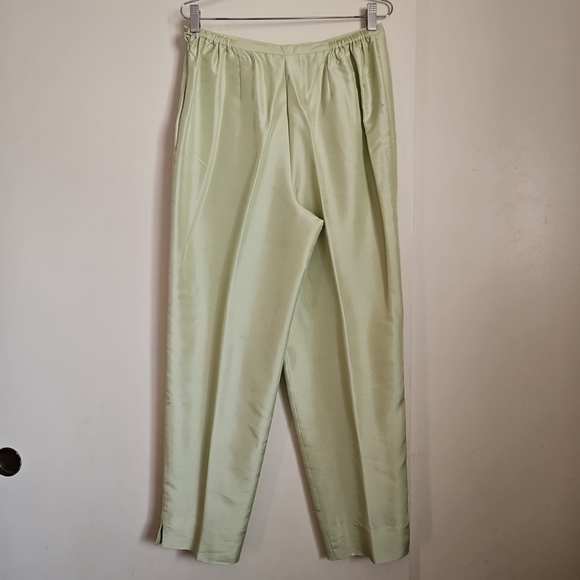 Studio JPR Silk Light Green Trousers Pants Tapered Leg Size 12 - Picture 2 of 16